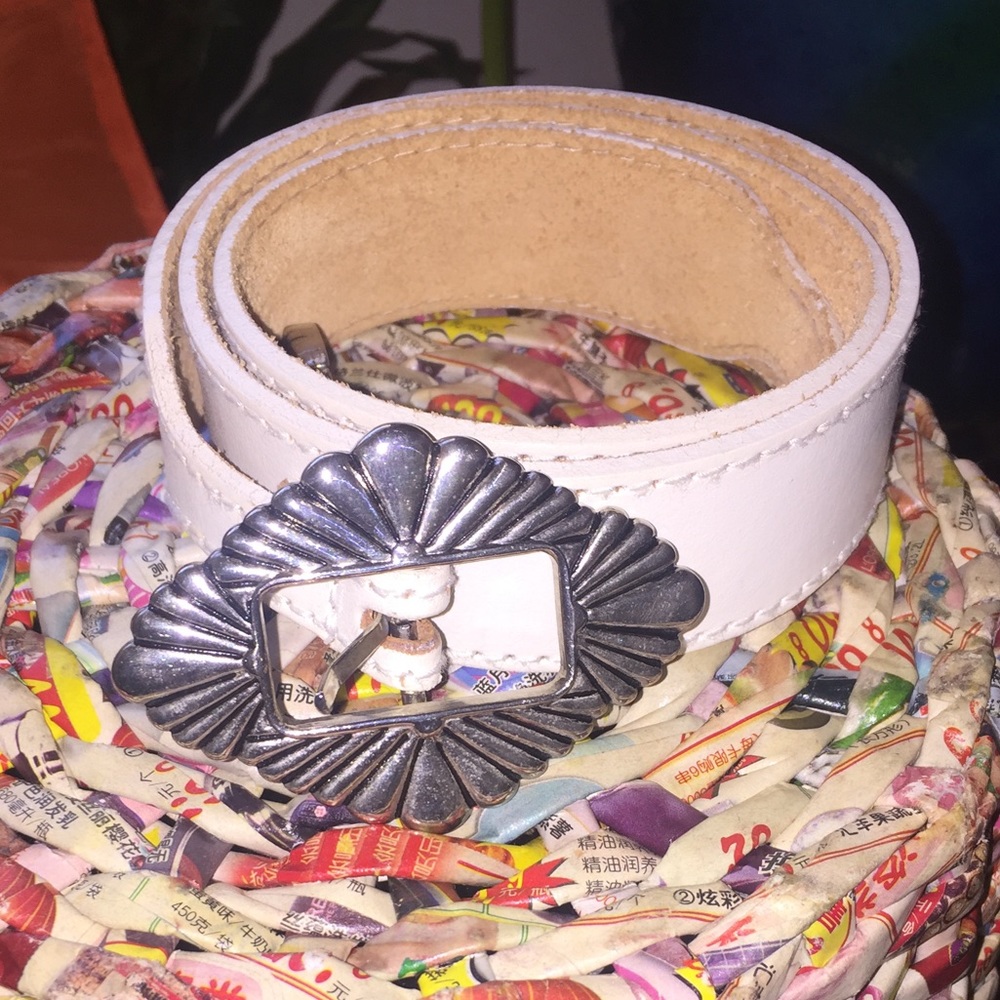 Liz Claiborne White Belt Style 2928